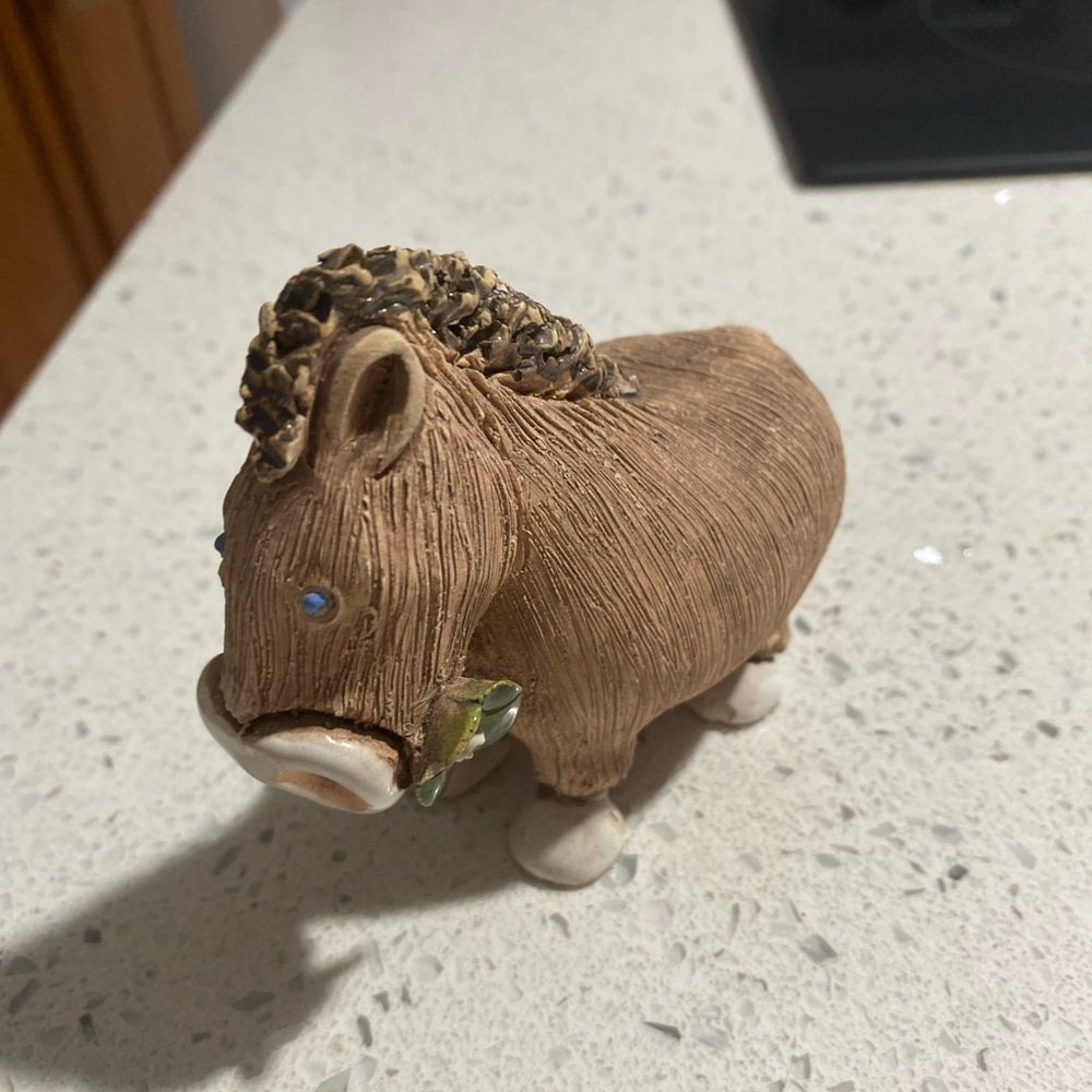 Artisania Rinconada Vintage Donkey Horse‎ with Green Flower in Mouth 3”Tall